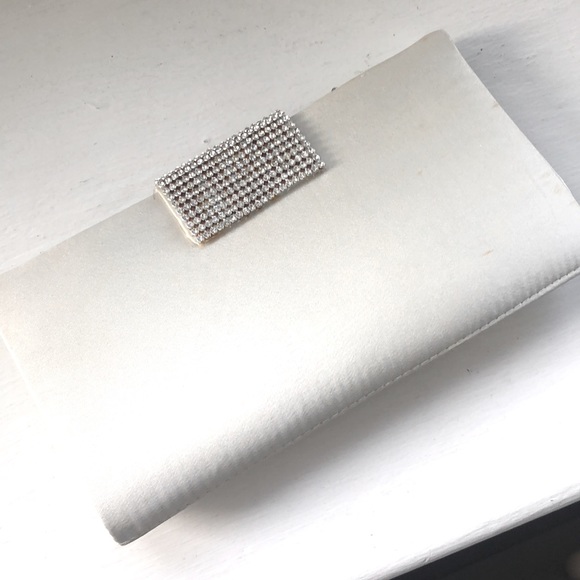 EVENING CLUTCH - Picture 2 of 4